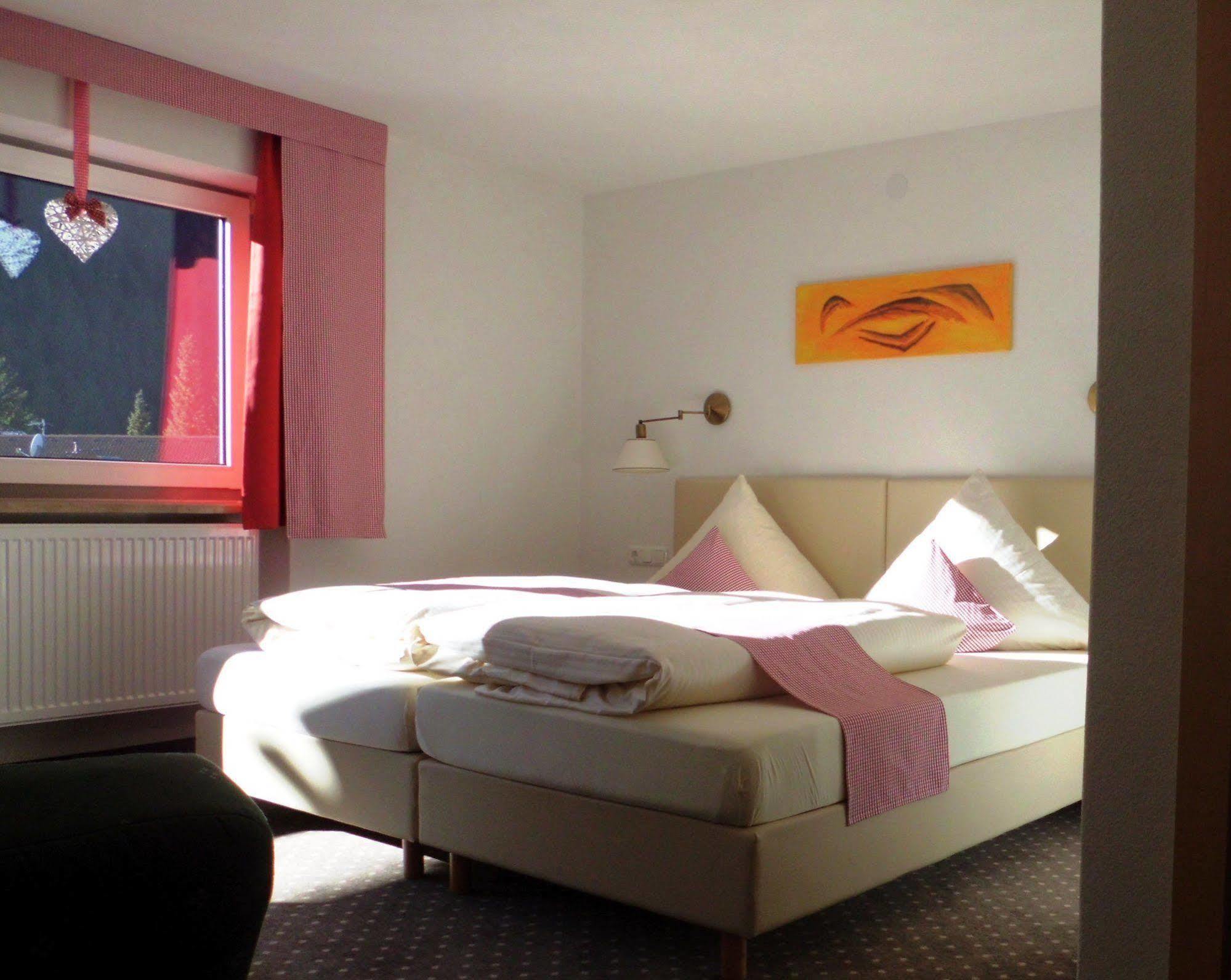 Alpina Appartements Haldensee Ngoại thất bức ảnh