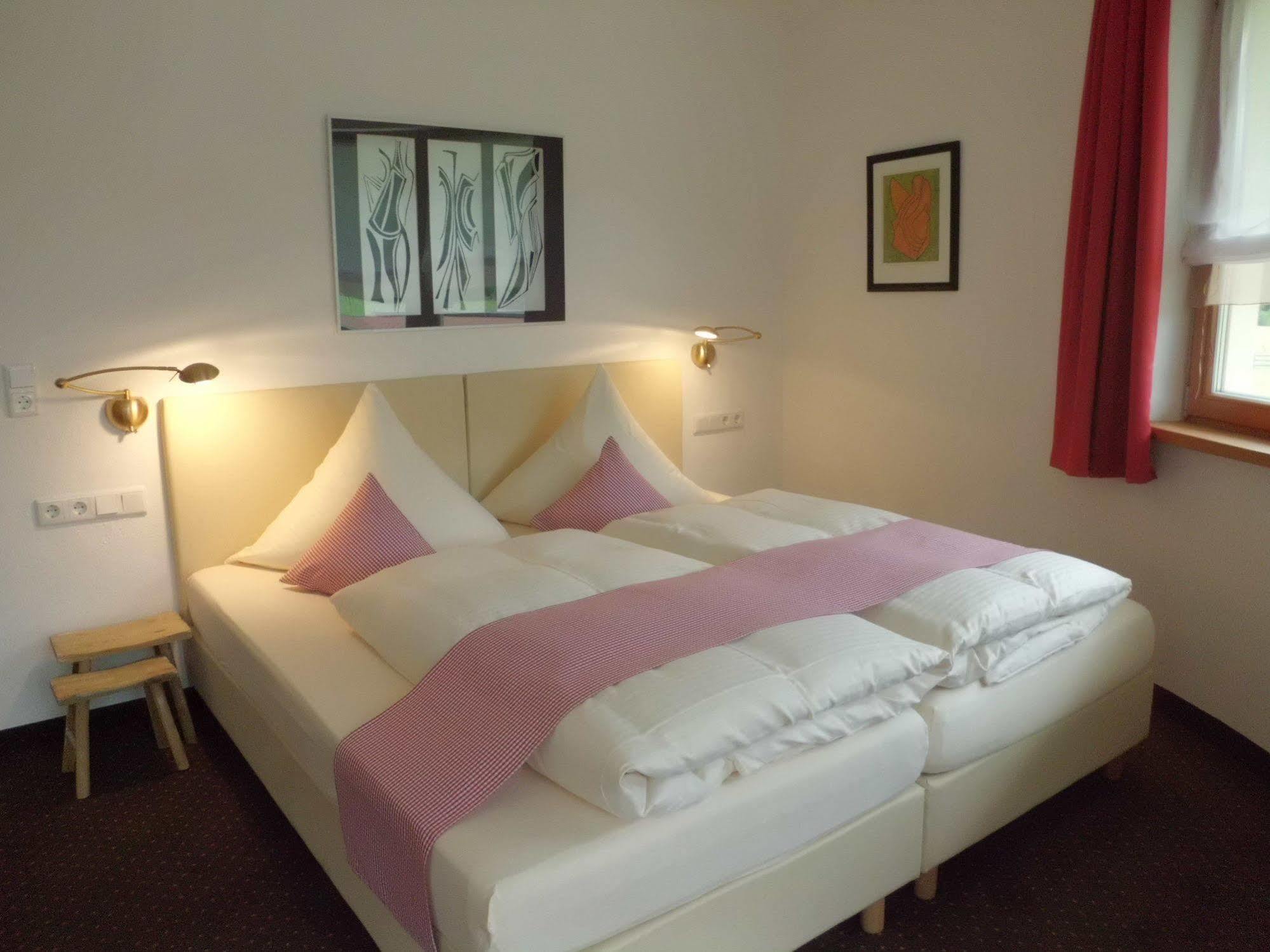Alpina Appartements Haldensee Ngoại thất bức ảnh