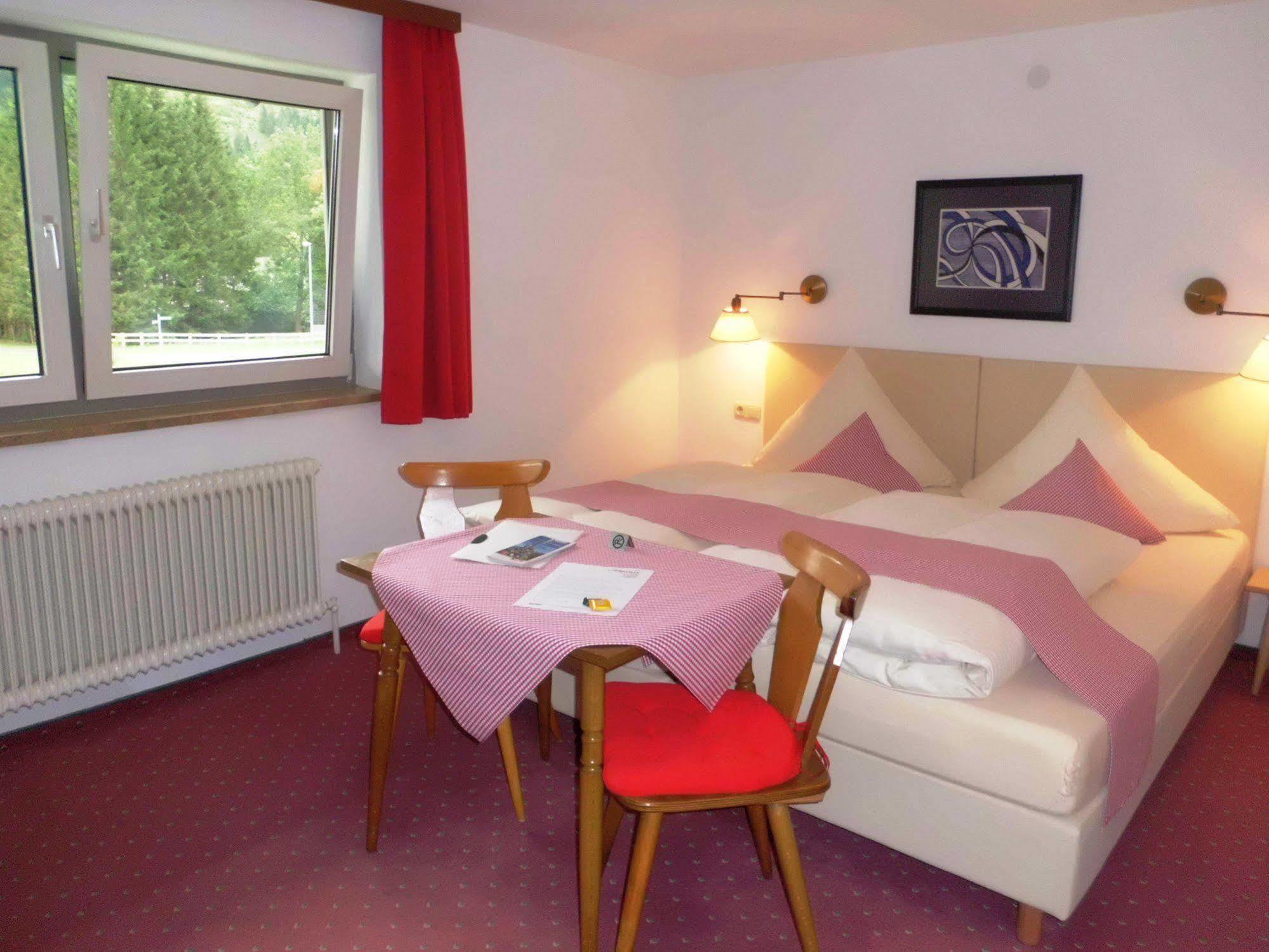 Alpina Appartements Haldensee Ngoại thất bức ảnh